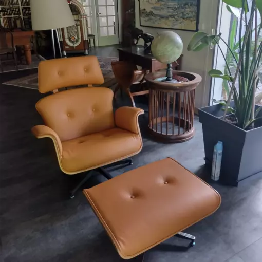 MO-90 Lounge Chair & Ottoman - Customer Photo